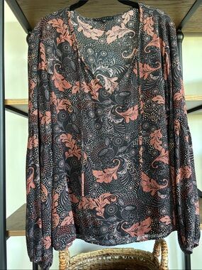 Sanctuary Black Top with Coral Paisley Print
